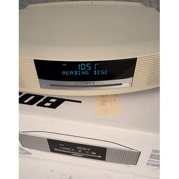 COPY - Excellent Bose Wave Music System AM/FM Radio CD Aux Player Cream AWRCC2 … - Picture 11 of 12
